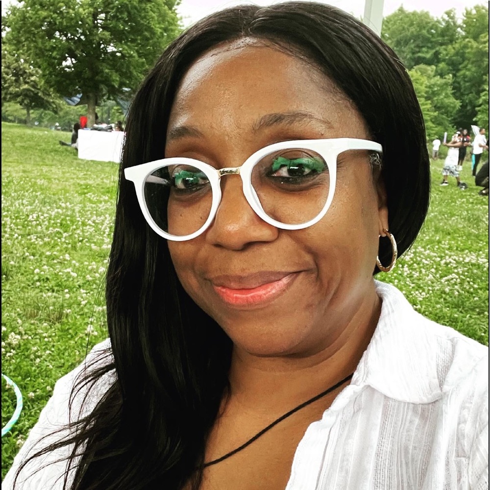 Meet your Posher, Christina